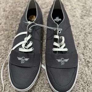 Creative Recreation GC Cesario LO XVI Grey. With strap Size 12 New